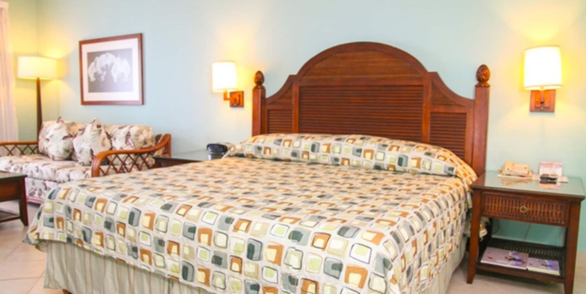 Trade Winds Hotel Dickenson Bay Bagian luar foto