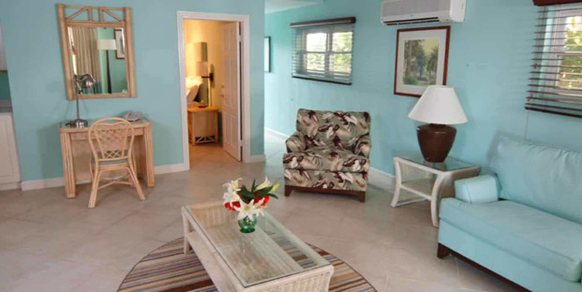 Trade Winds Hotel Dickenson Bay Bagian luar foto