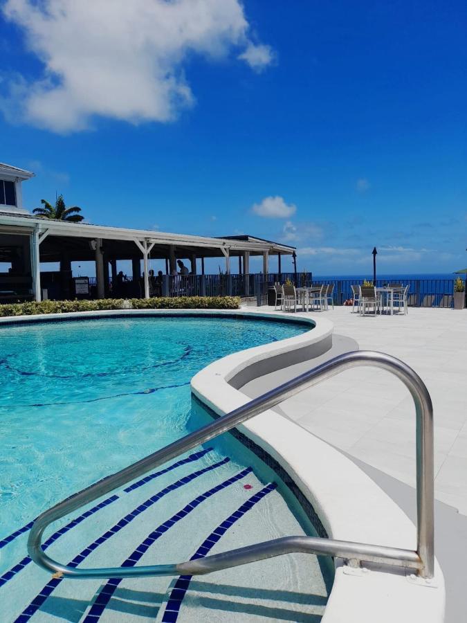 Trade Winds Hotel Dickenson Bay Bagian luar foto